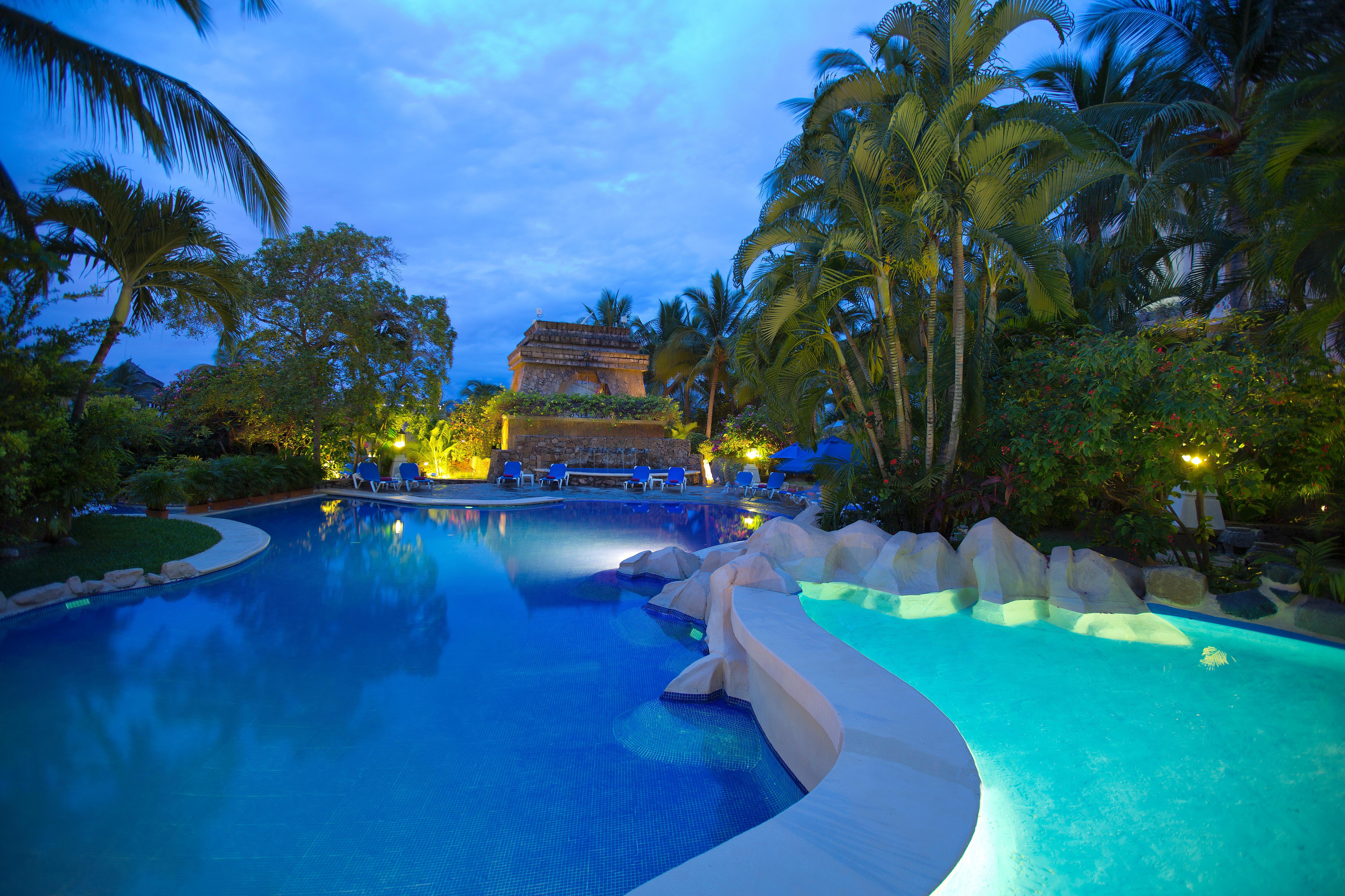 Barceló Karmina - All Inclusive Hotel Manzanillo Kültér fotó The swimming pool at the resort