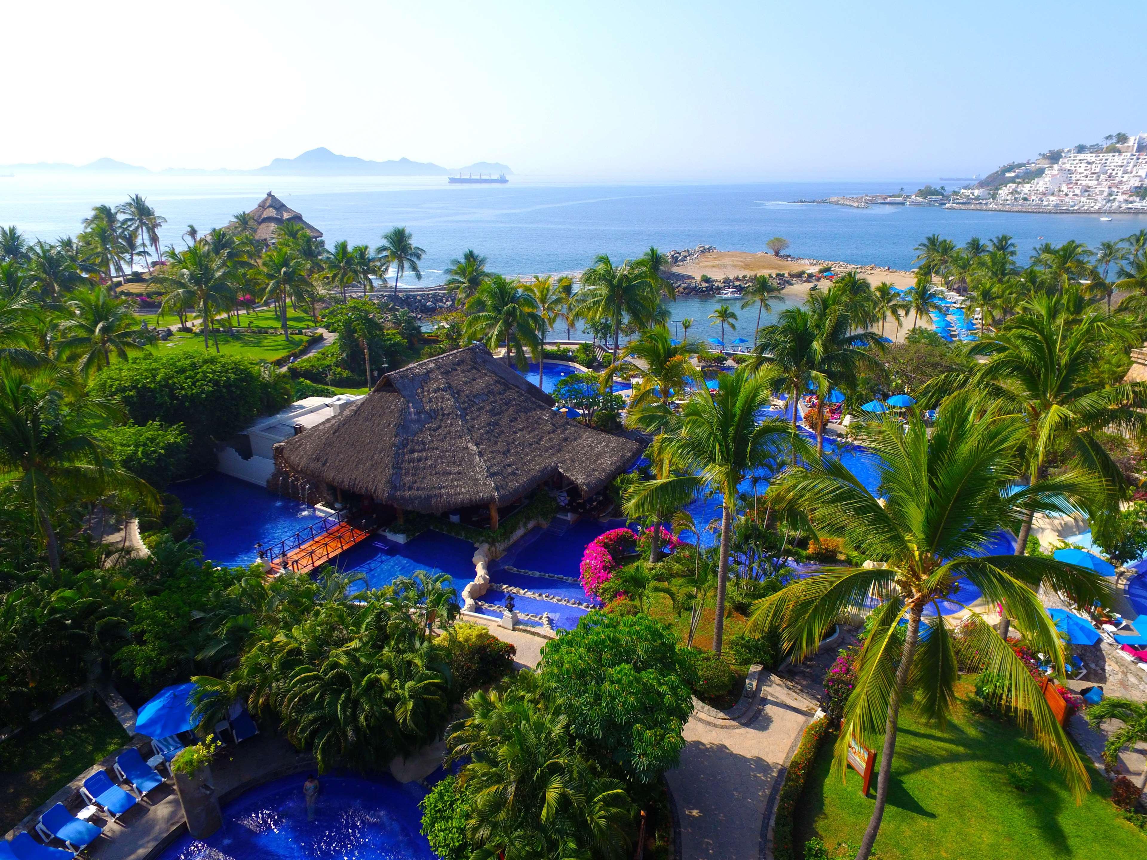 Barceló Karmina - All Inclusive Hotel Manzanillo Kültér fotó Aerial view of the resort