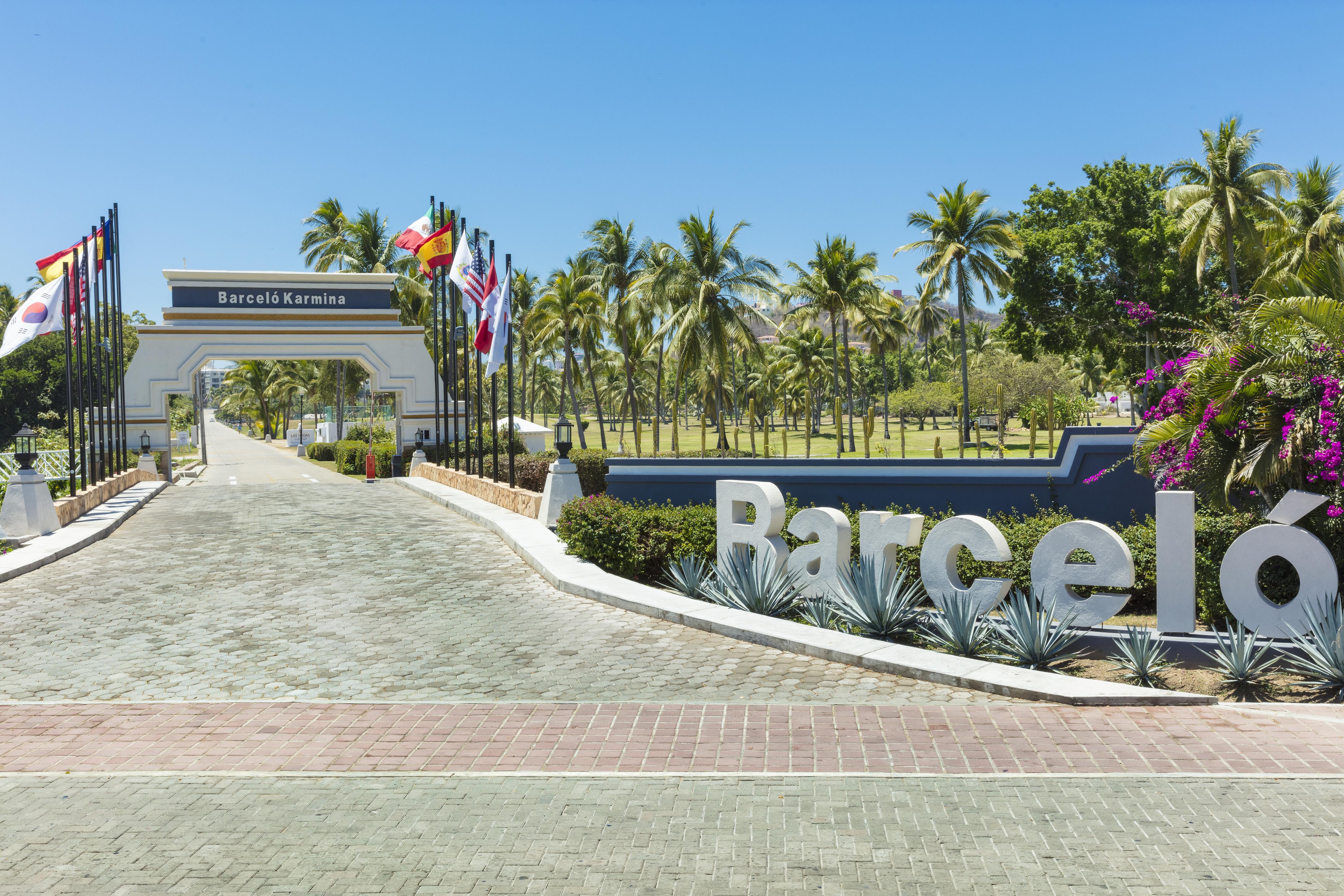 Barceló Karmina - All Inclusive Hotel Manzanillo Kültér fotó Barcelona Golf Resort