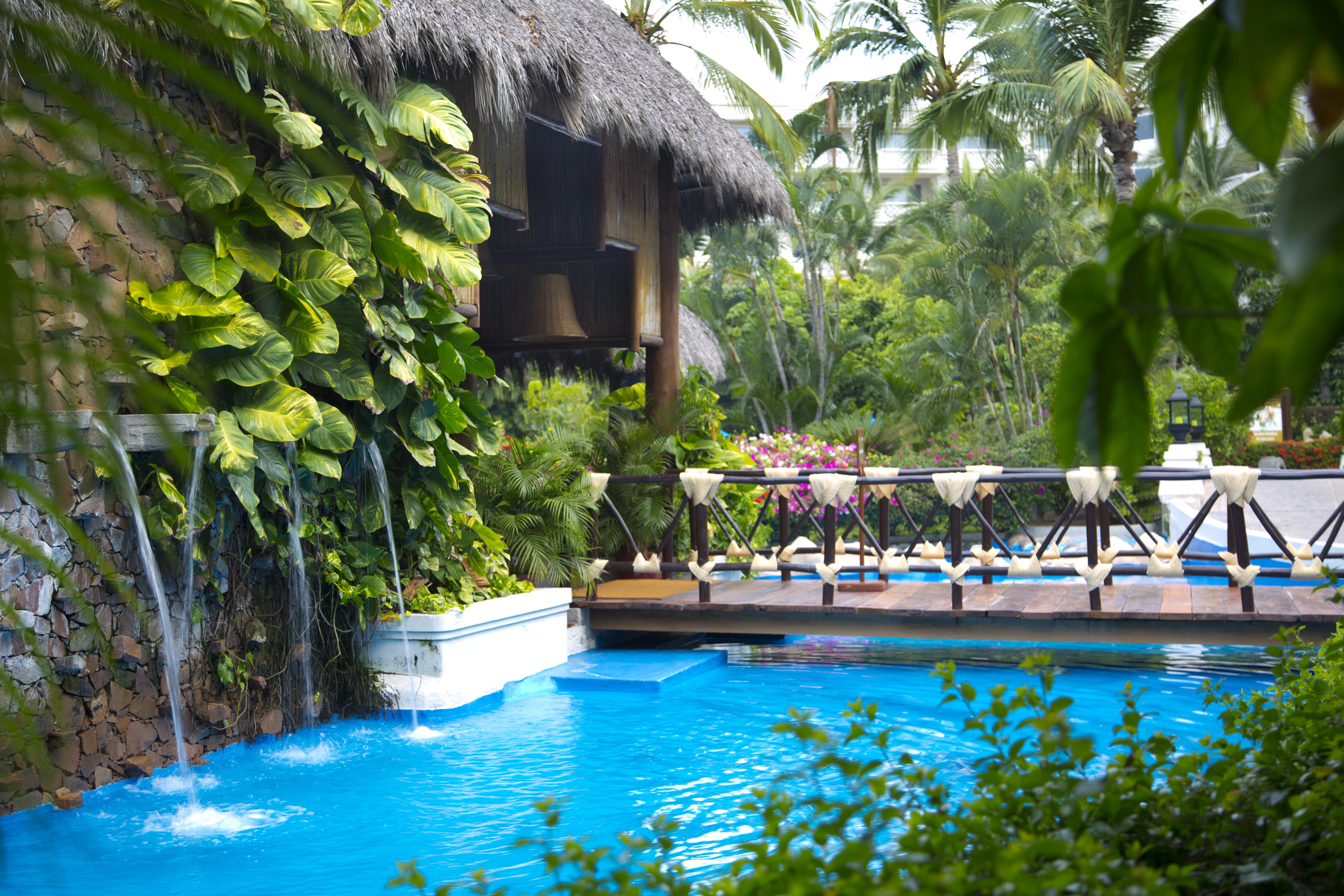 Barceló Karmina - All Inclusive Hotel Manzanillo Kültér fotó The swimming pool at the resort